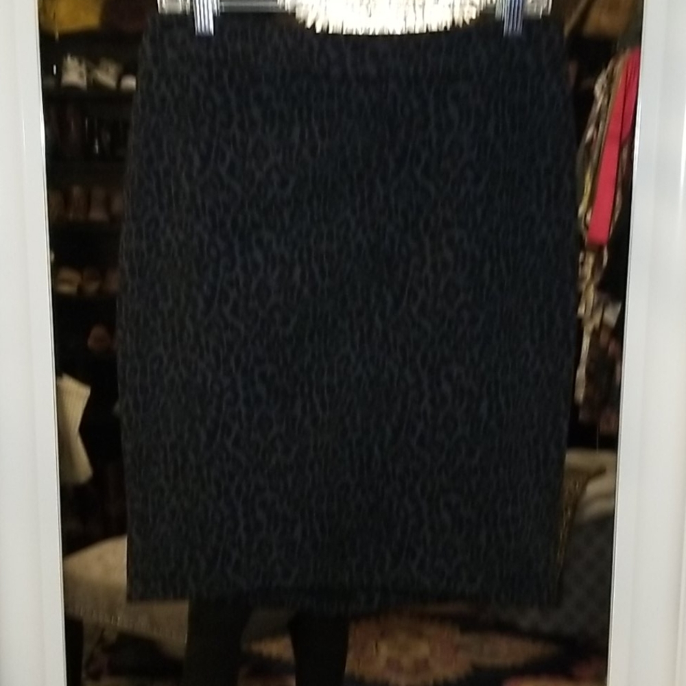 Animal print pencil skirt